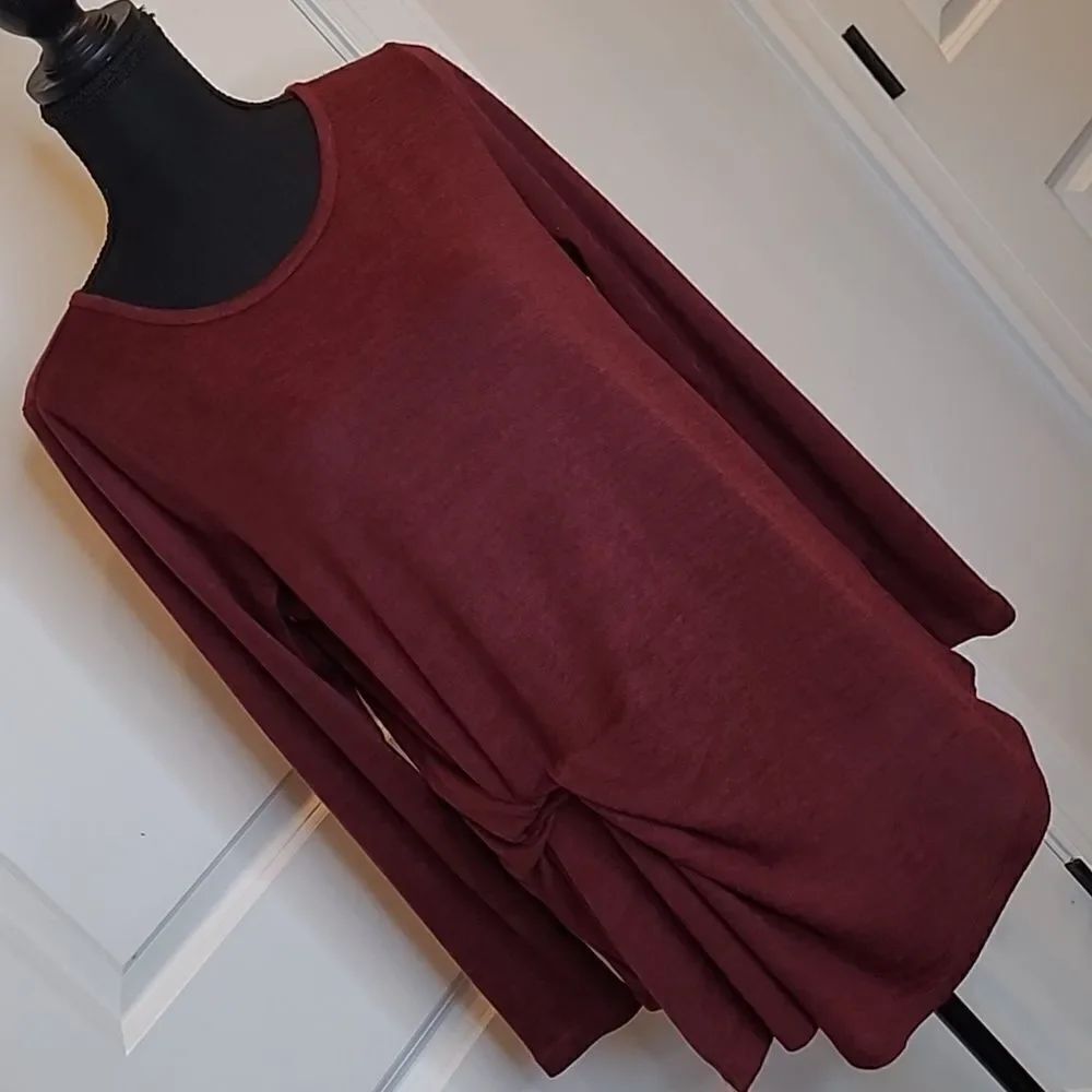 DG2 Maroon Sweater - Picture 1 of 9